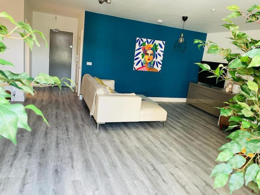 Stunning Huge Openplan 2Bed Flat Leilighet Woking Eksteriør bilde